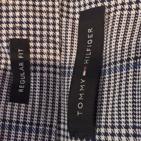 Tommy Hilfiger button up - Picture 8 of 10